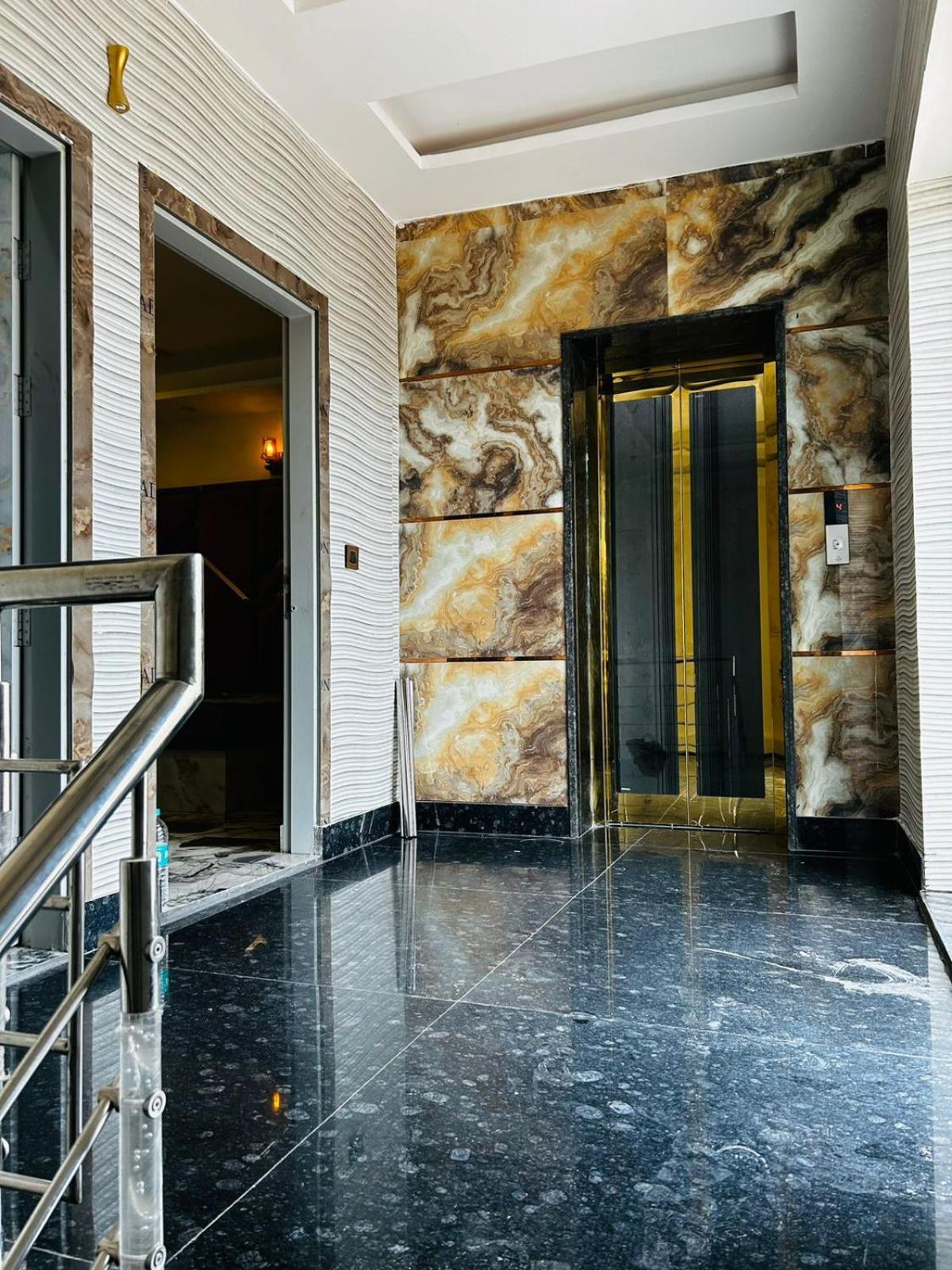 Vibe Communal Living Gurgaon Luaran gambar